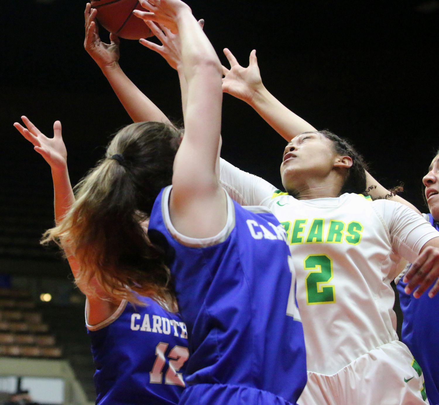 Sierra Pacific upended by Caruthers in D-IV finals